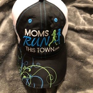 Mom’s Run This Town Headsweats Trucker Hat